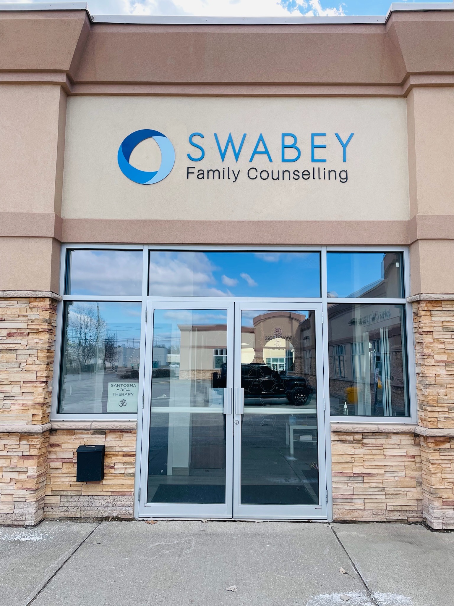 Swabey Family Counselling office entrance in LaSalle, Ontario.